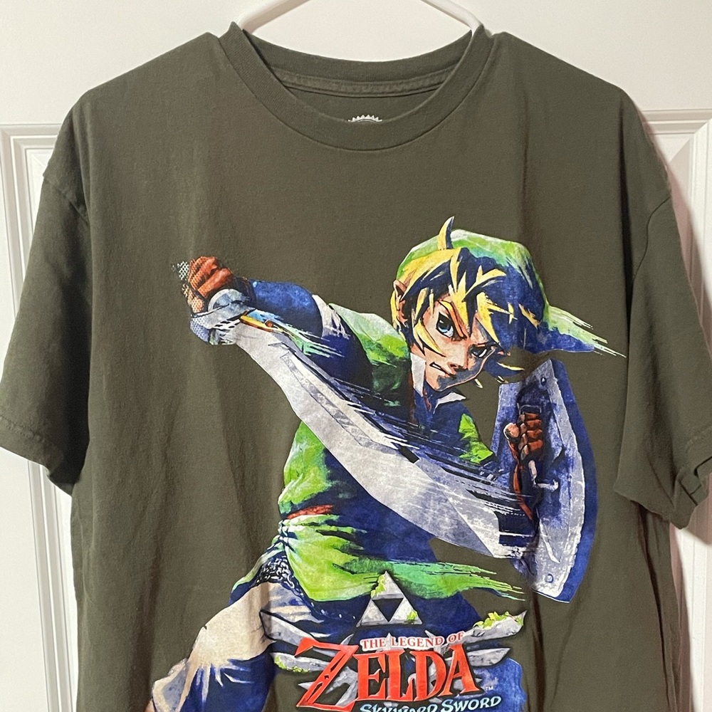 Zelda skyward sword Nintendo t-shirt